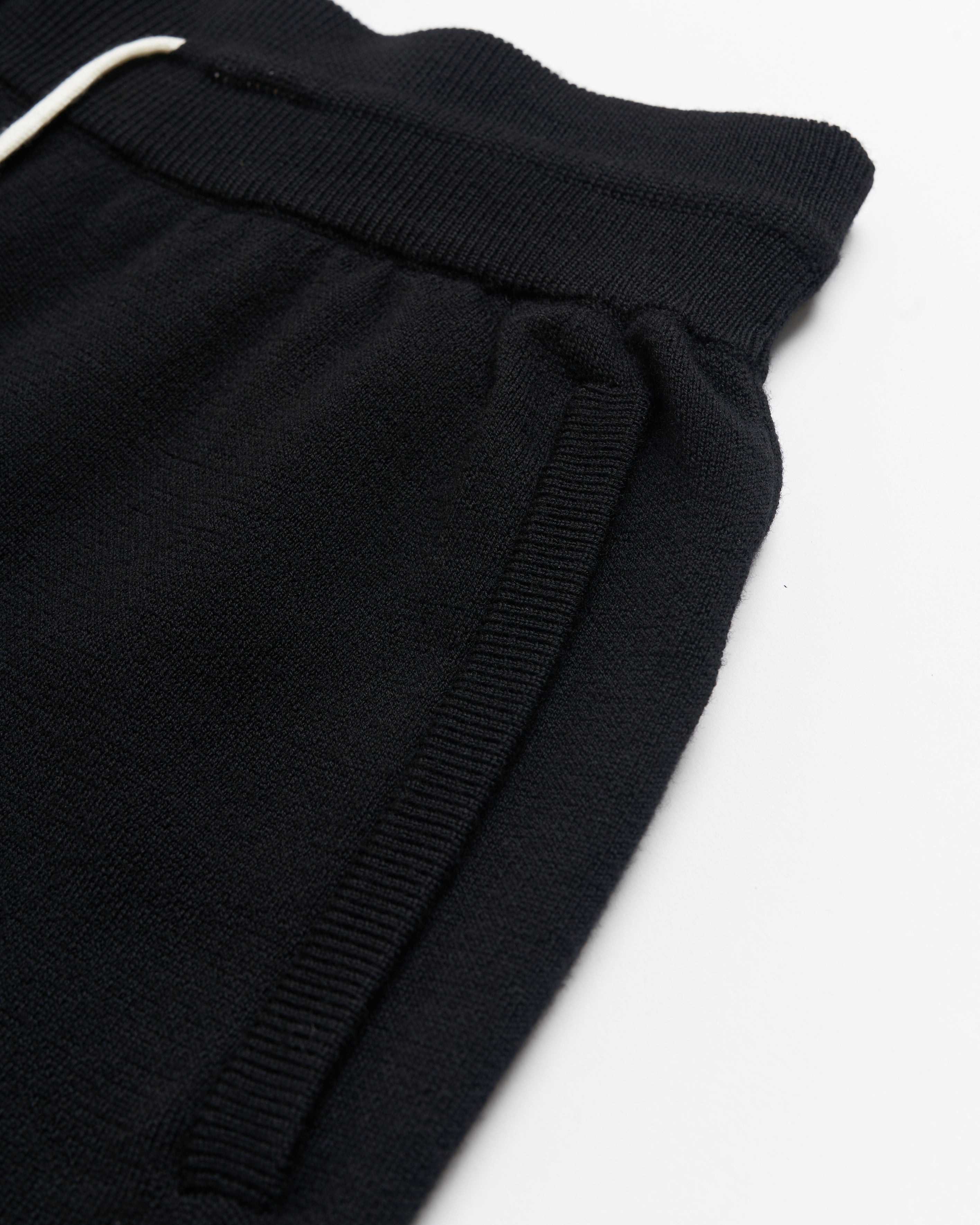 Harmonious black merino baller shorts