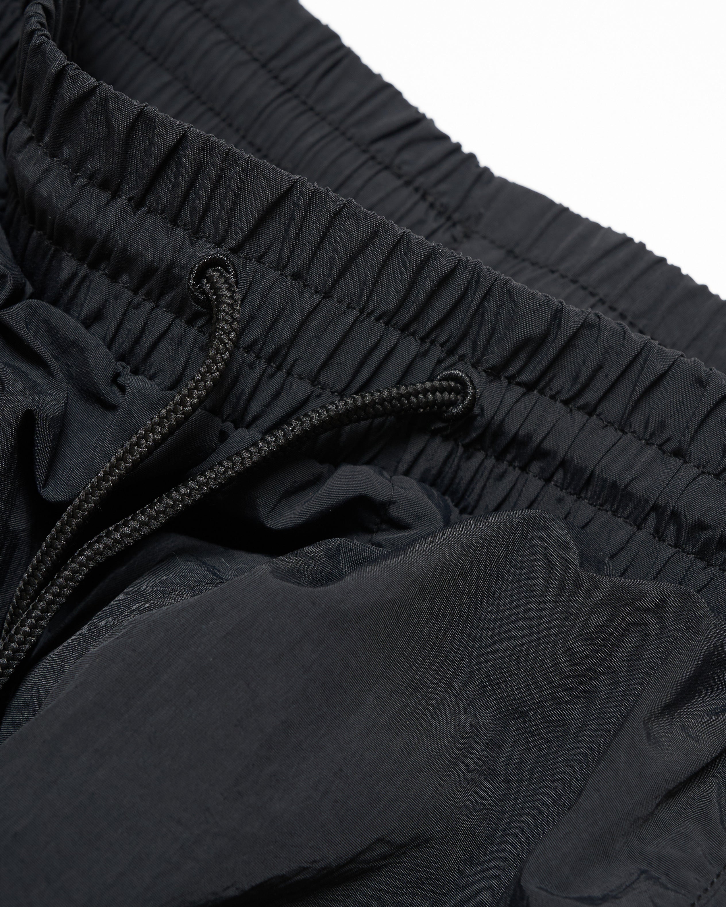 Harmonious track bottoms