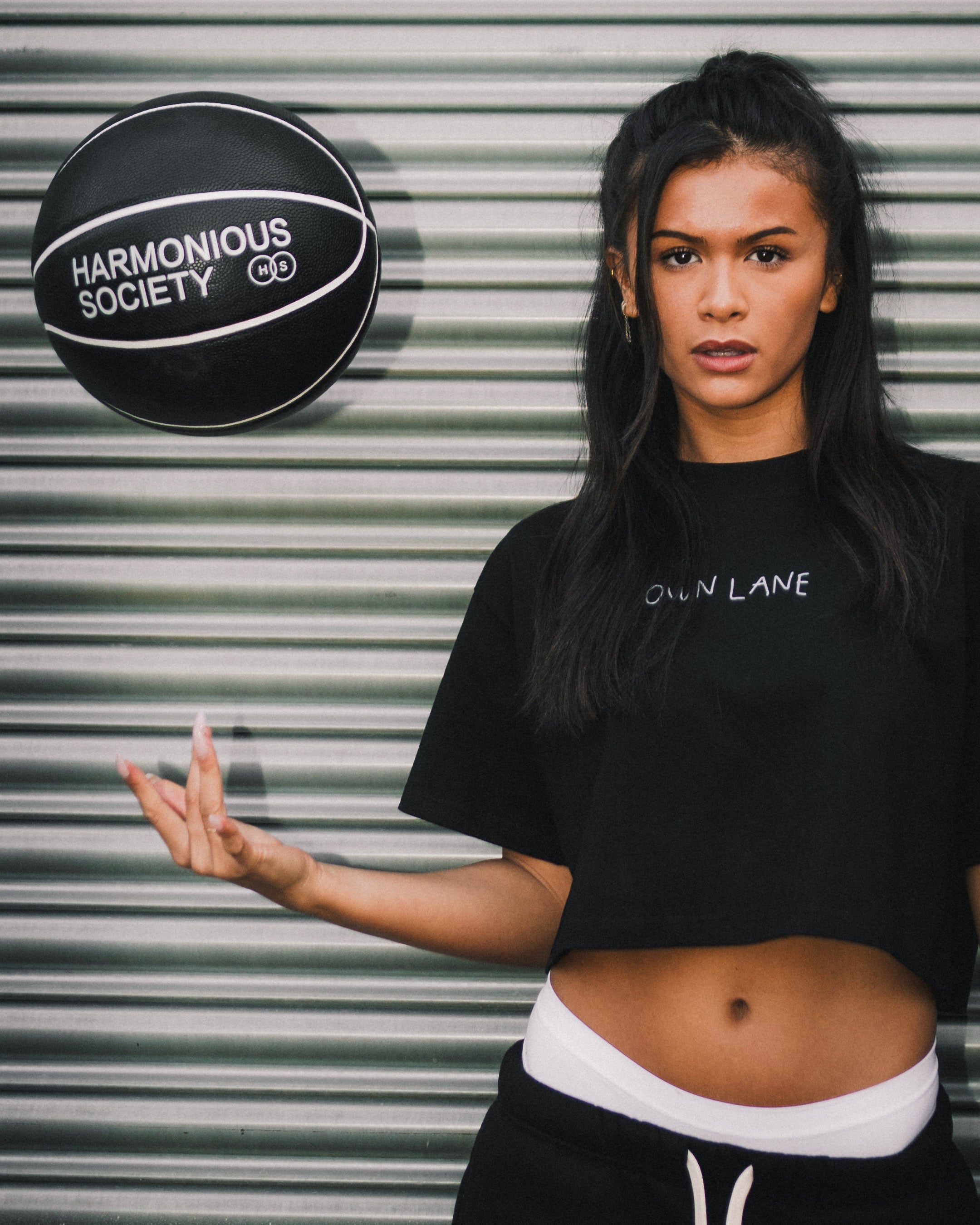 Cropped Own Lane T-shirt - Black