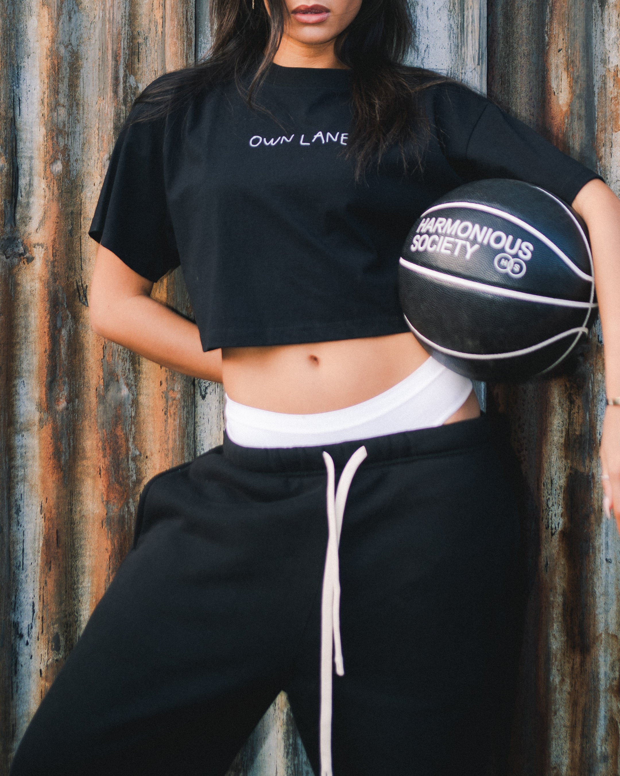 Cropped Own Lane T-shirt - Black