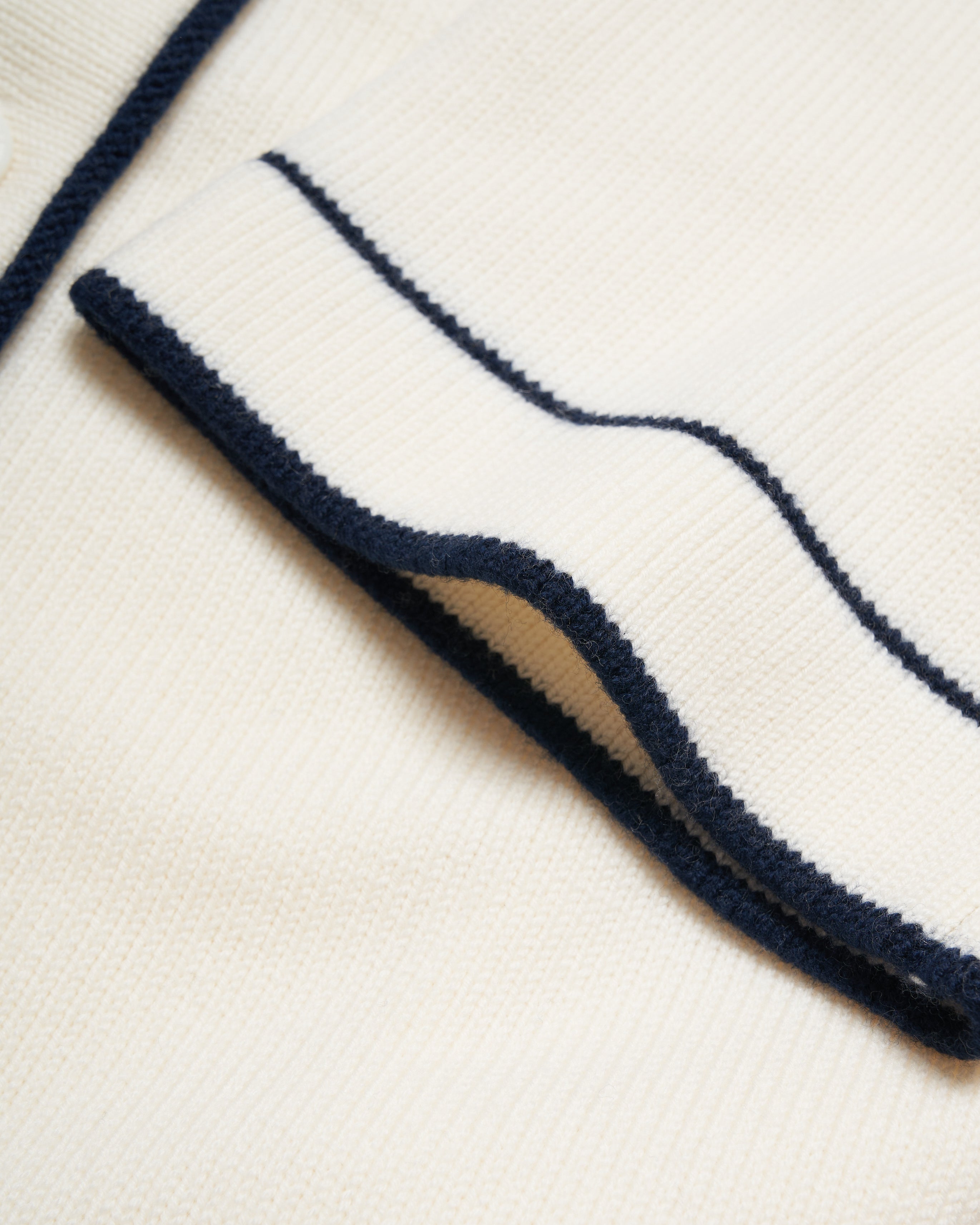 Harmonious Merino Baseball Shirt - Off-White/Navy