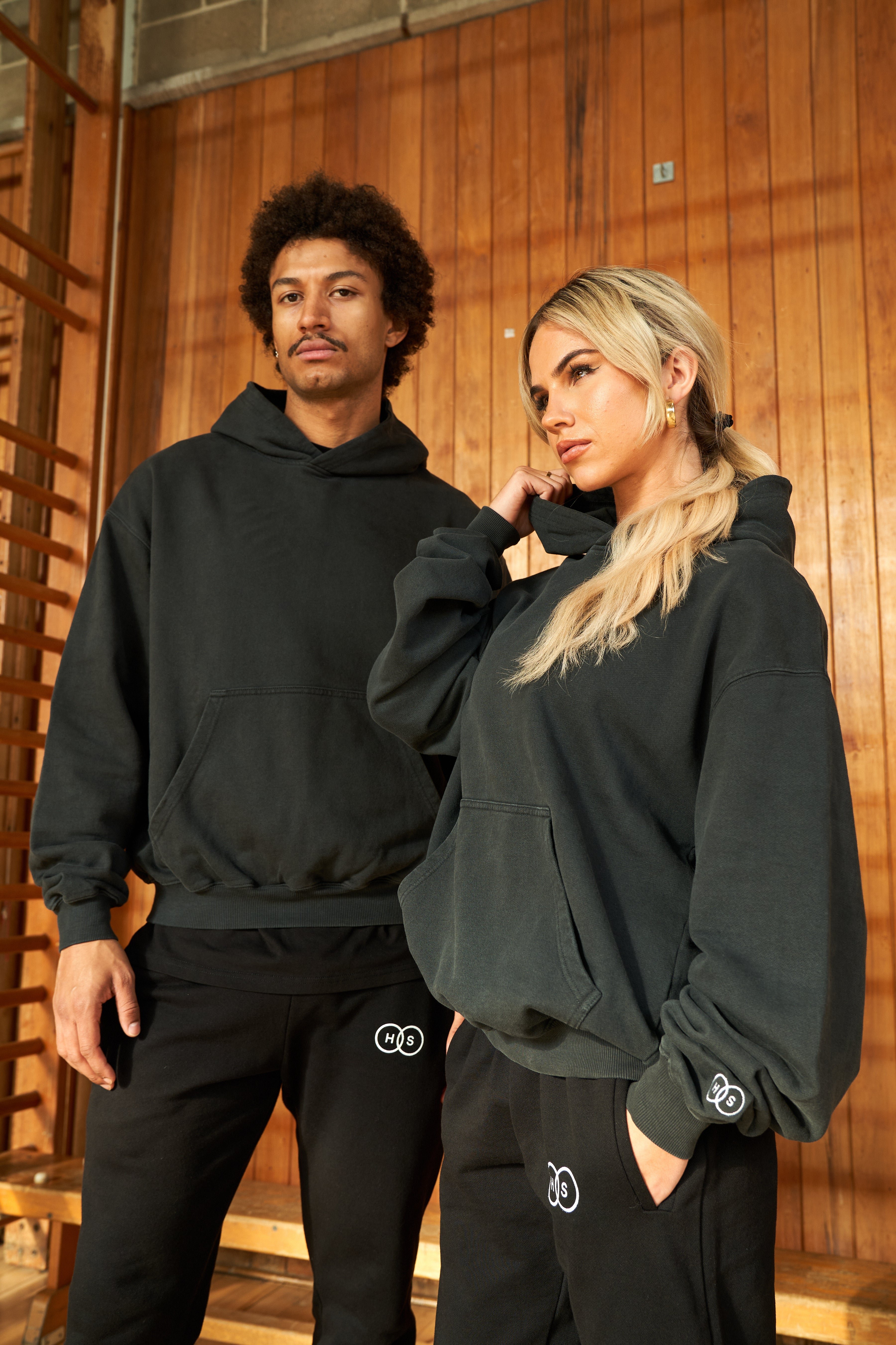 Harmonious Core Vintage black hoody