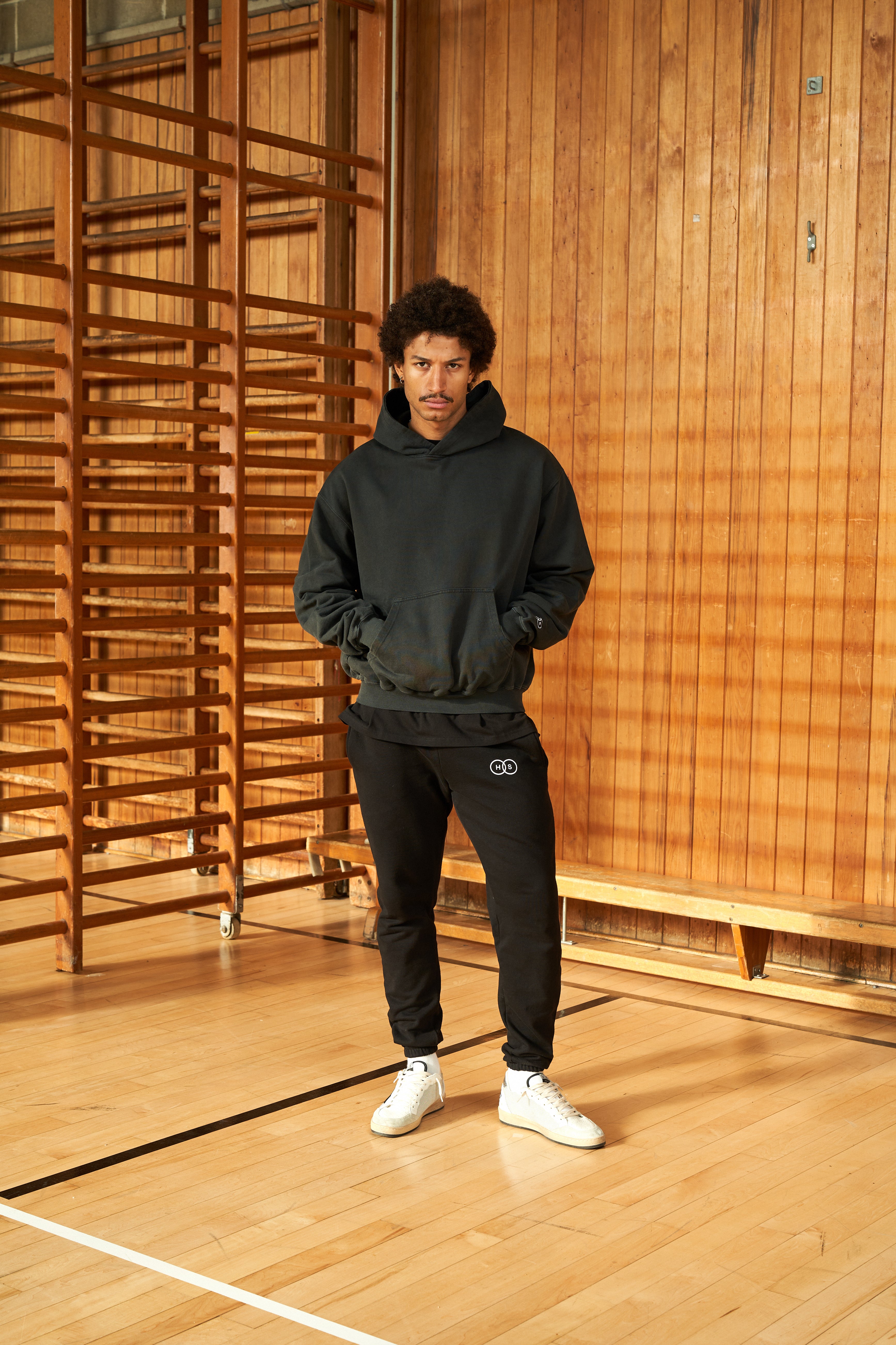 Harmonious Core Vintage black hoody