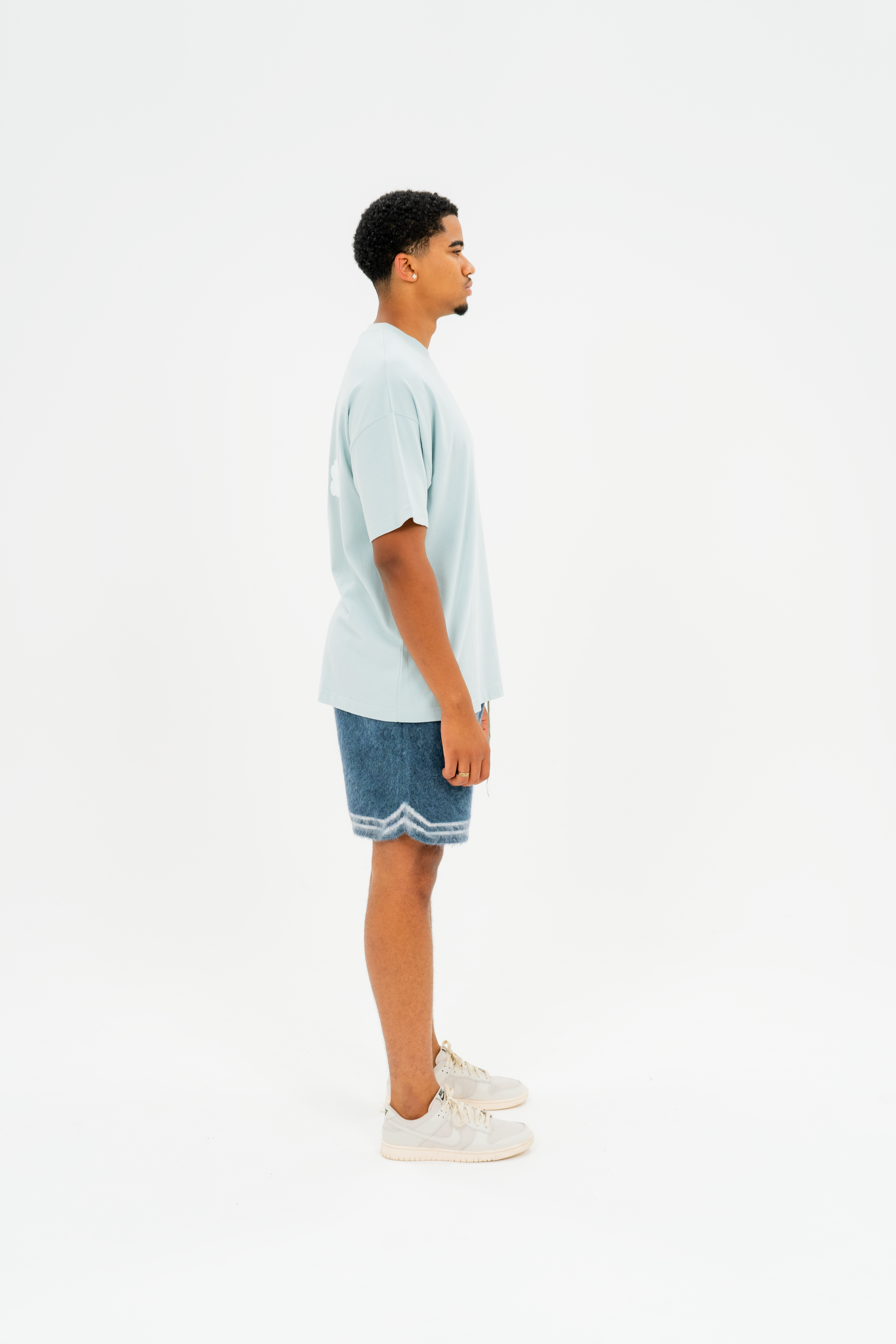 ‘Day dream’ T-shirt - Baby Blue