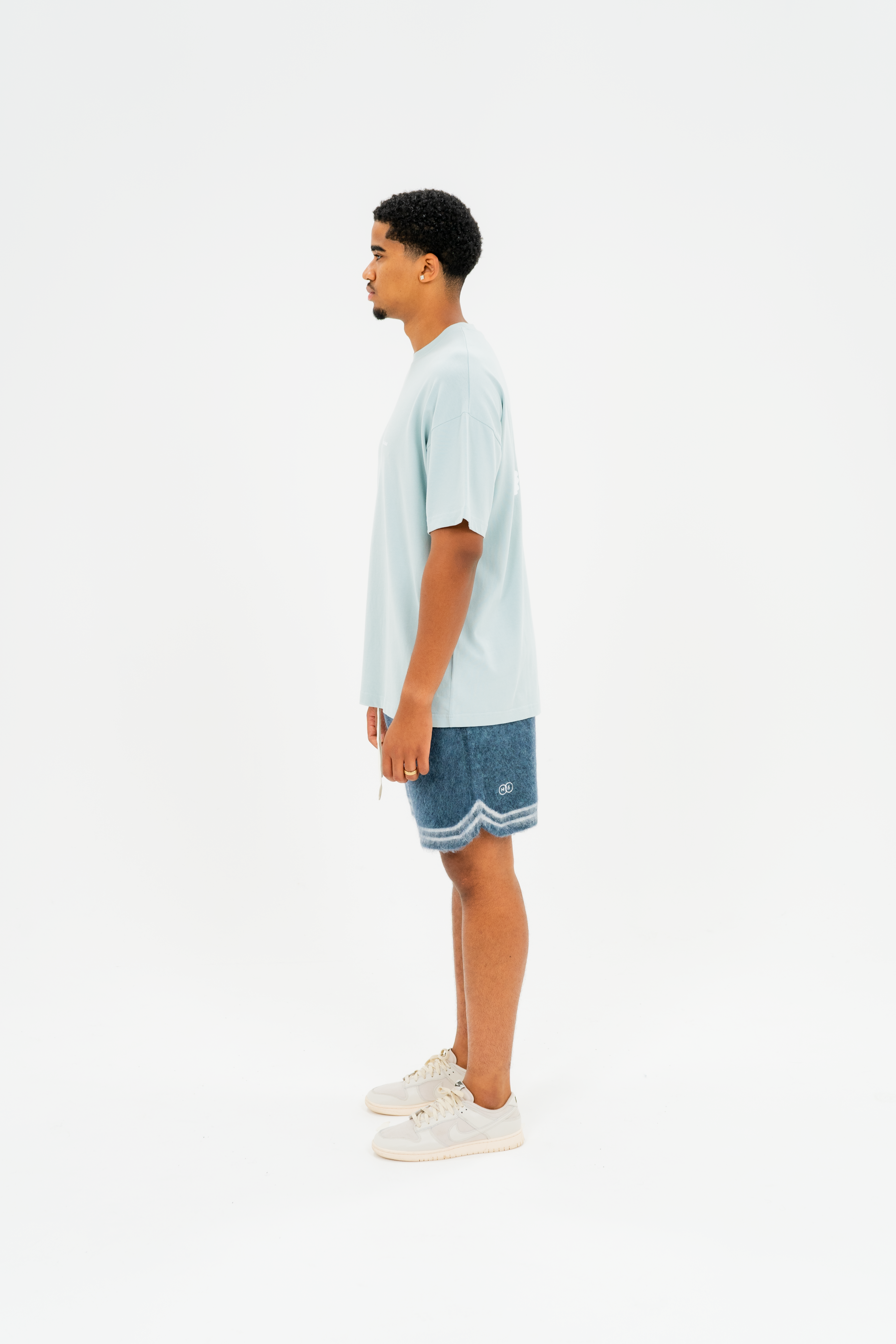 ‘Day dream’ T-shirt - Baby Blue