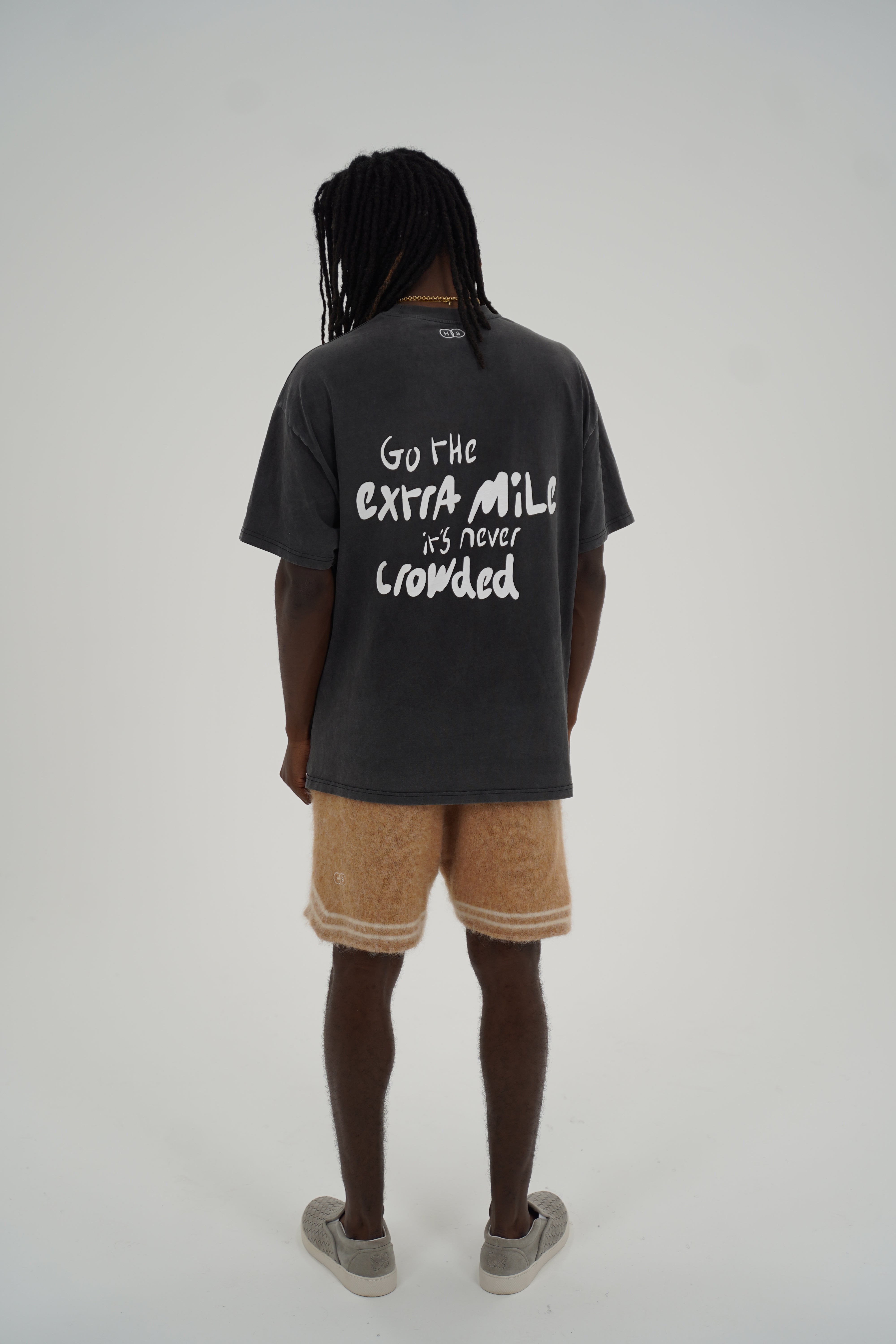 ‘Extra Mile’ Tshirt - Vintage Black