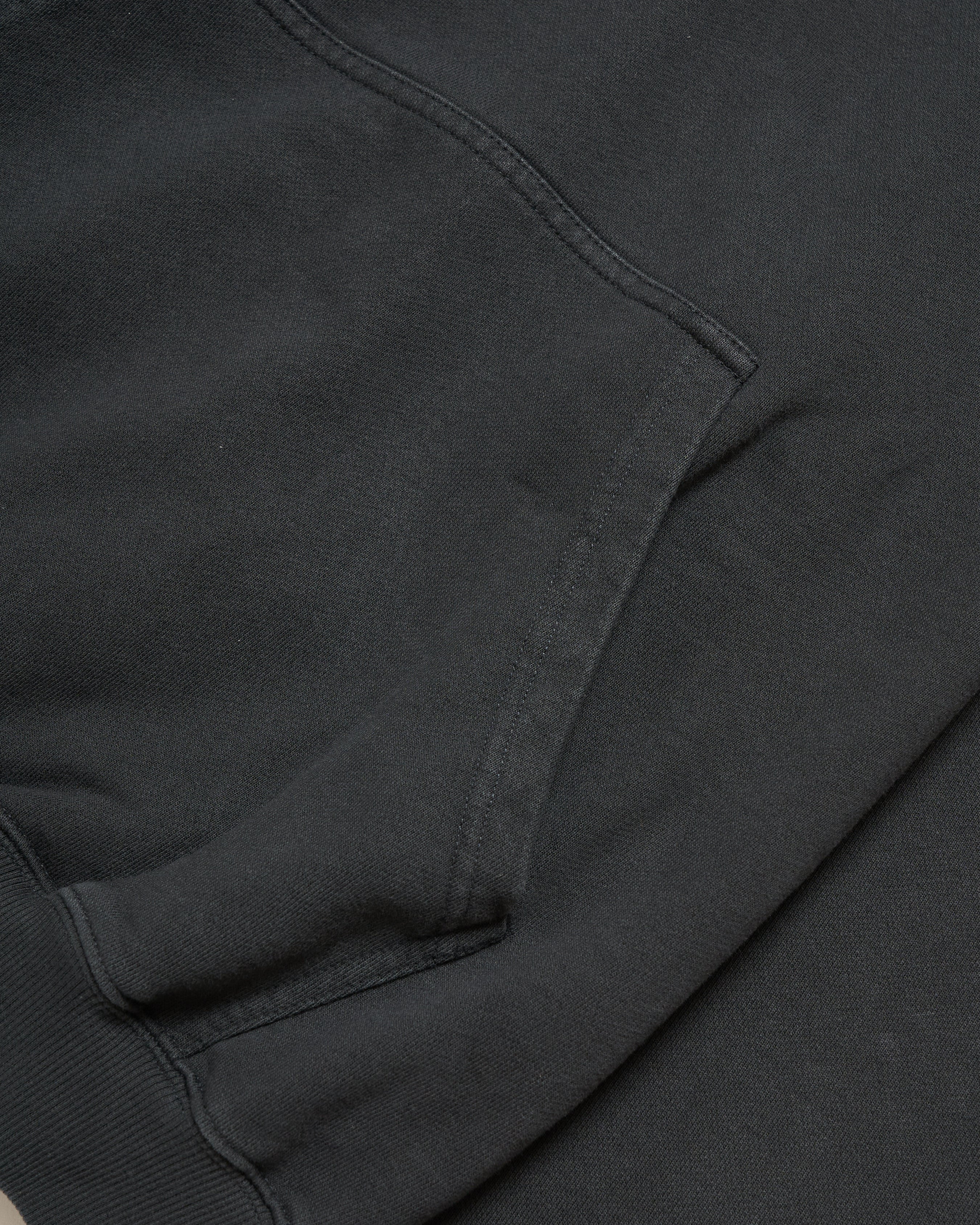 Harmonious Core Vintage black hoody