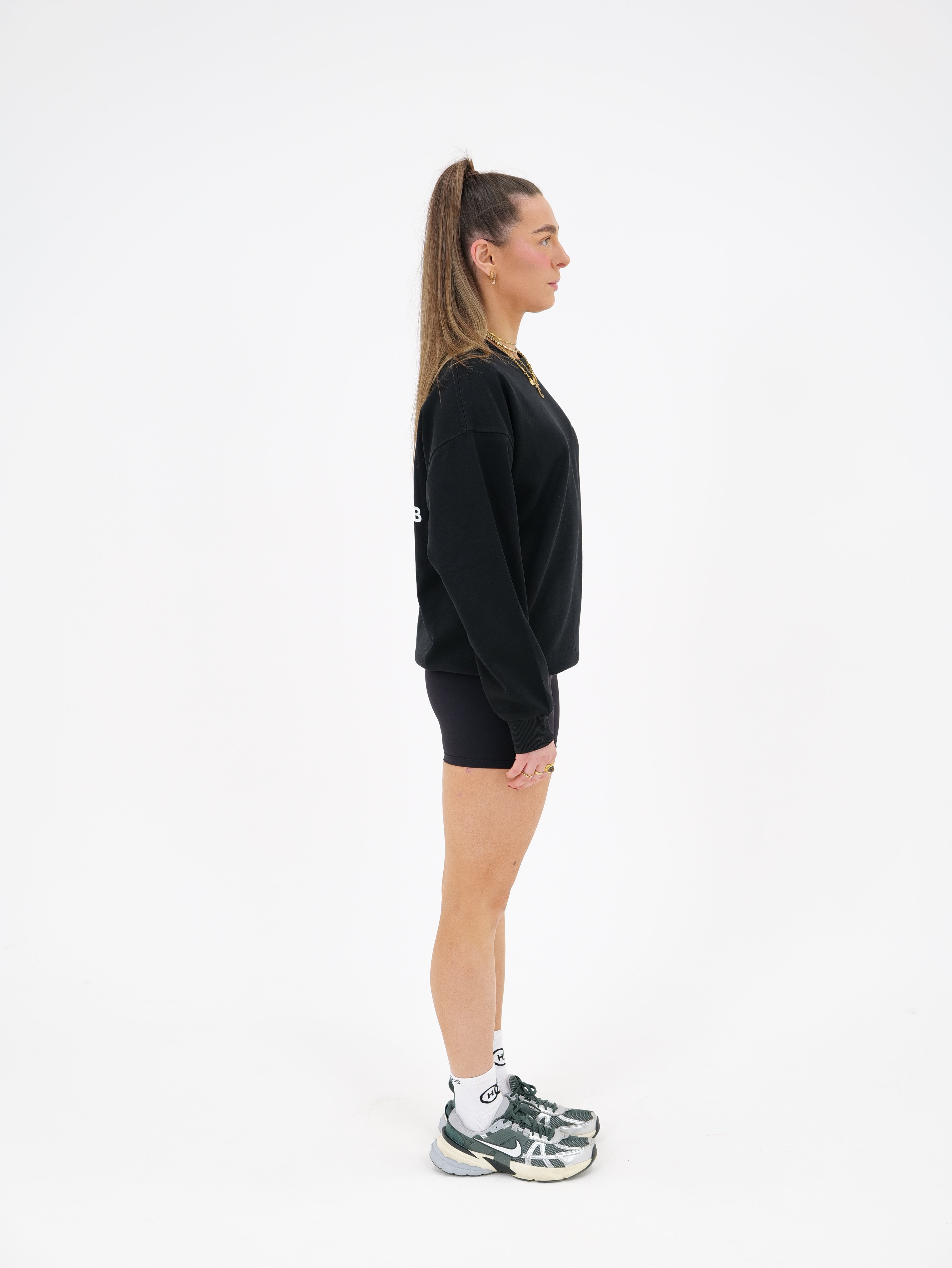 Wellness Club Sweater Black