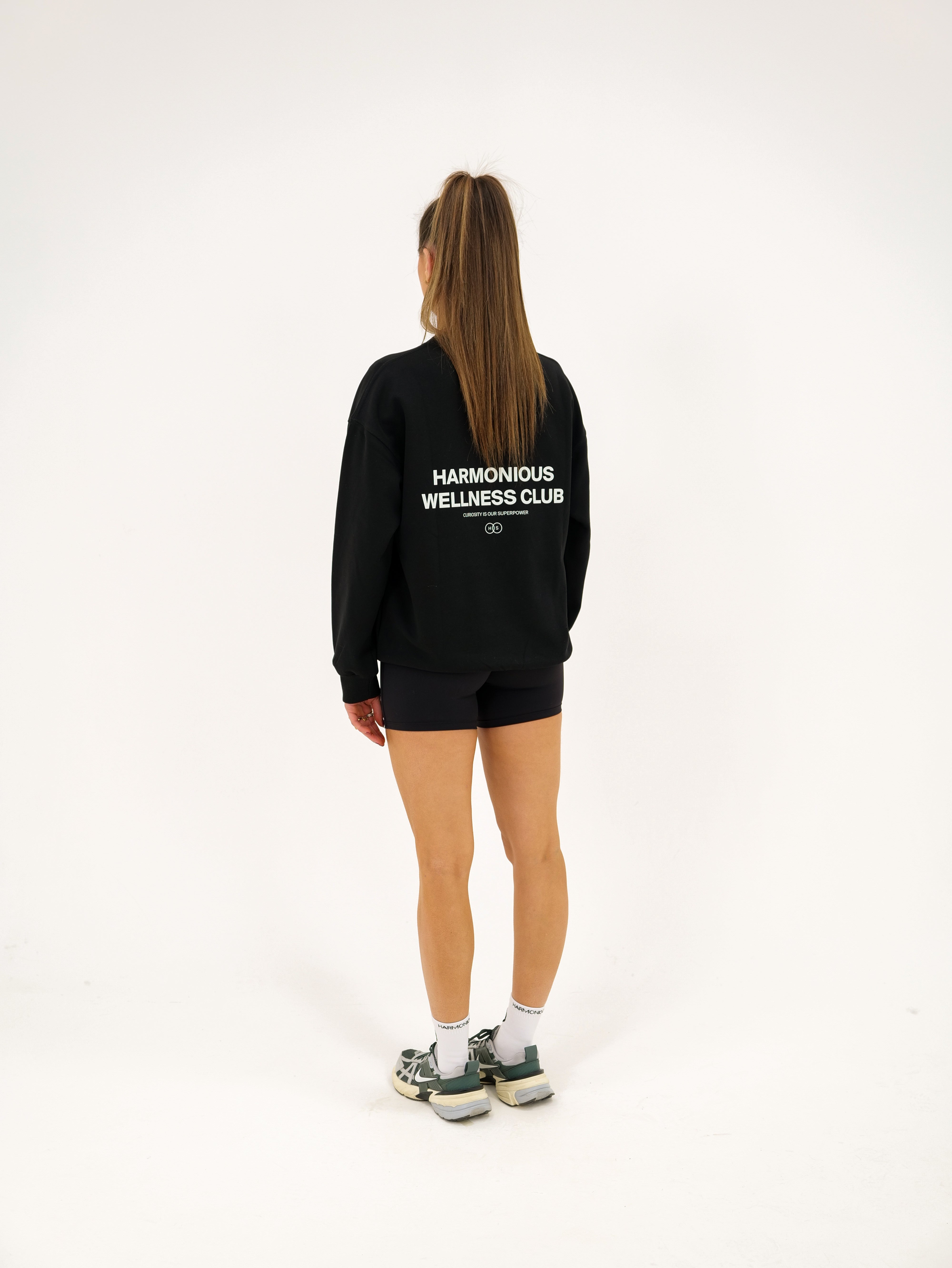 Wellness Club Sweater Black