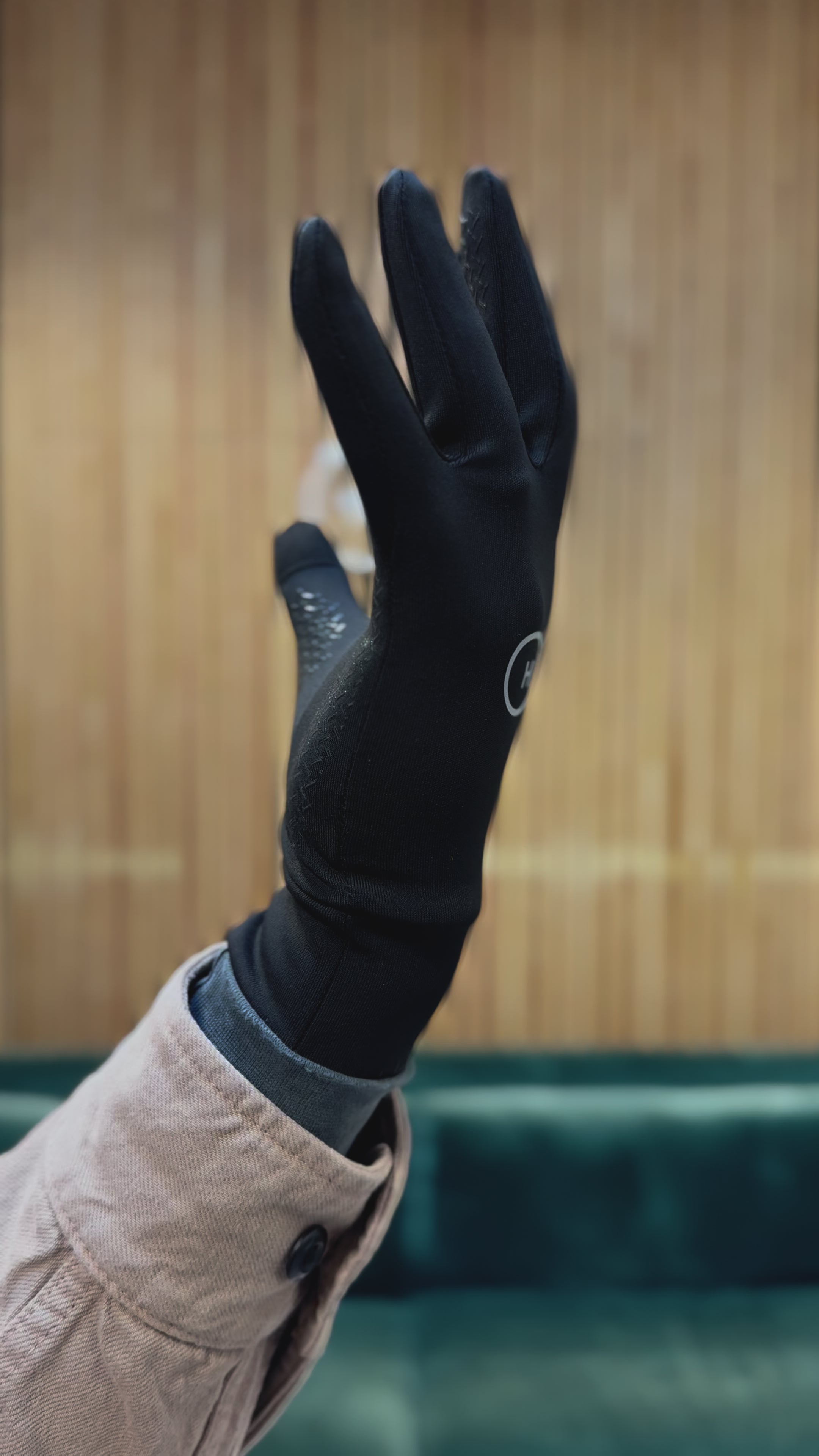 Active Gloves